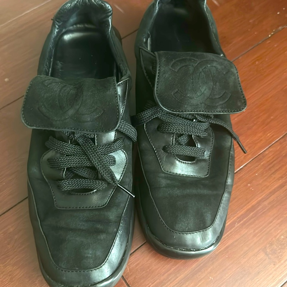 Chanel long tongue sneakers
